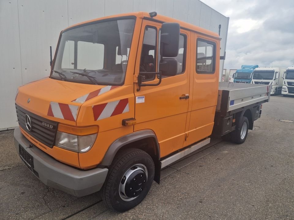 Truck Mercedes 614D