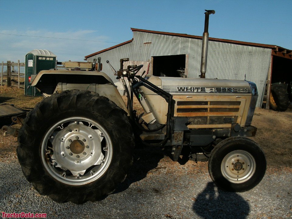 Tractor White 2-65 Field Boss