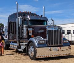 Kenworth W 900