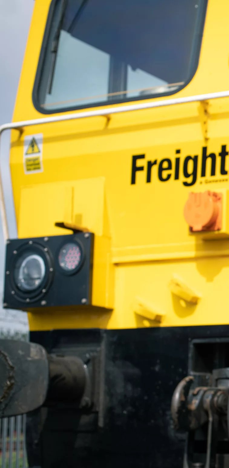 Freightliner CURB SIDE