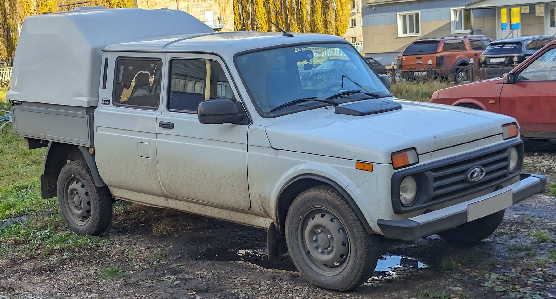 Van Lada VIS 2346