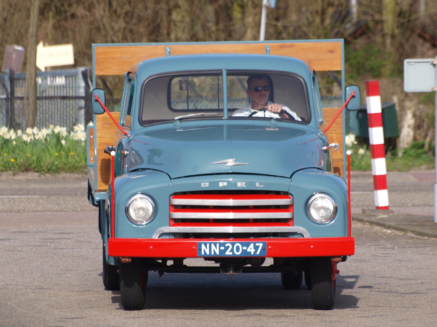 Opel 175-330