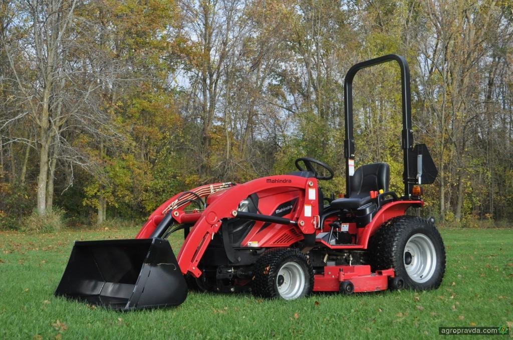 Tractor Mahindra Max 22 HST