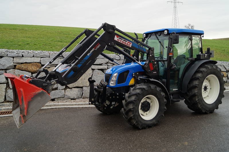 Tractor Case New Holland T-4050