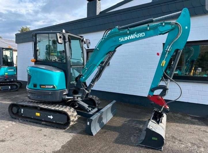 Excavator Sunward SWE330LC