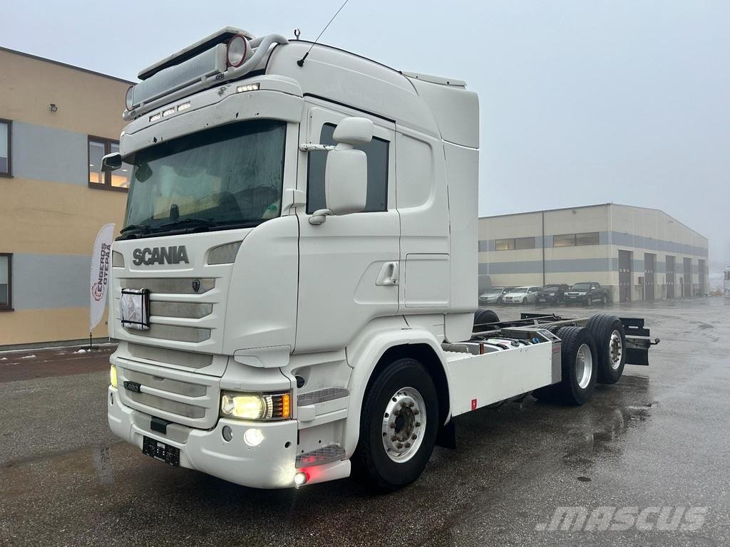 Truck Scania 114 GB-6X2/490+136