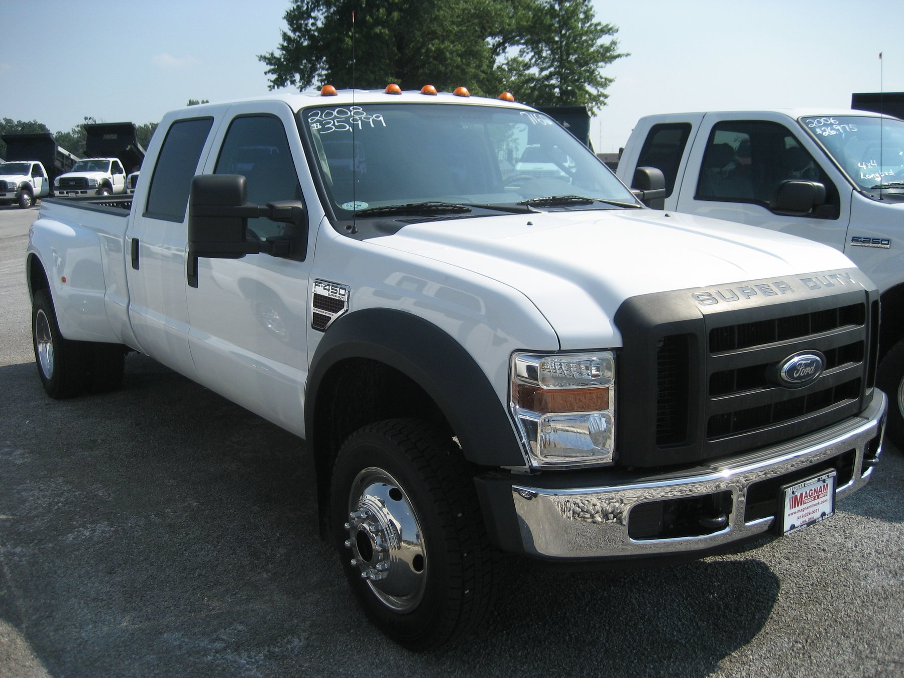 Truck Ford F-450 4X4