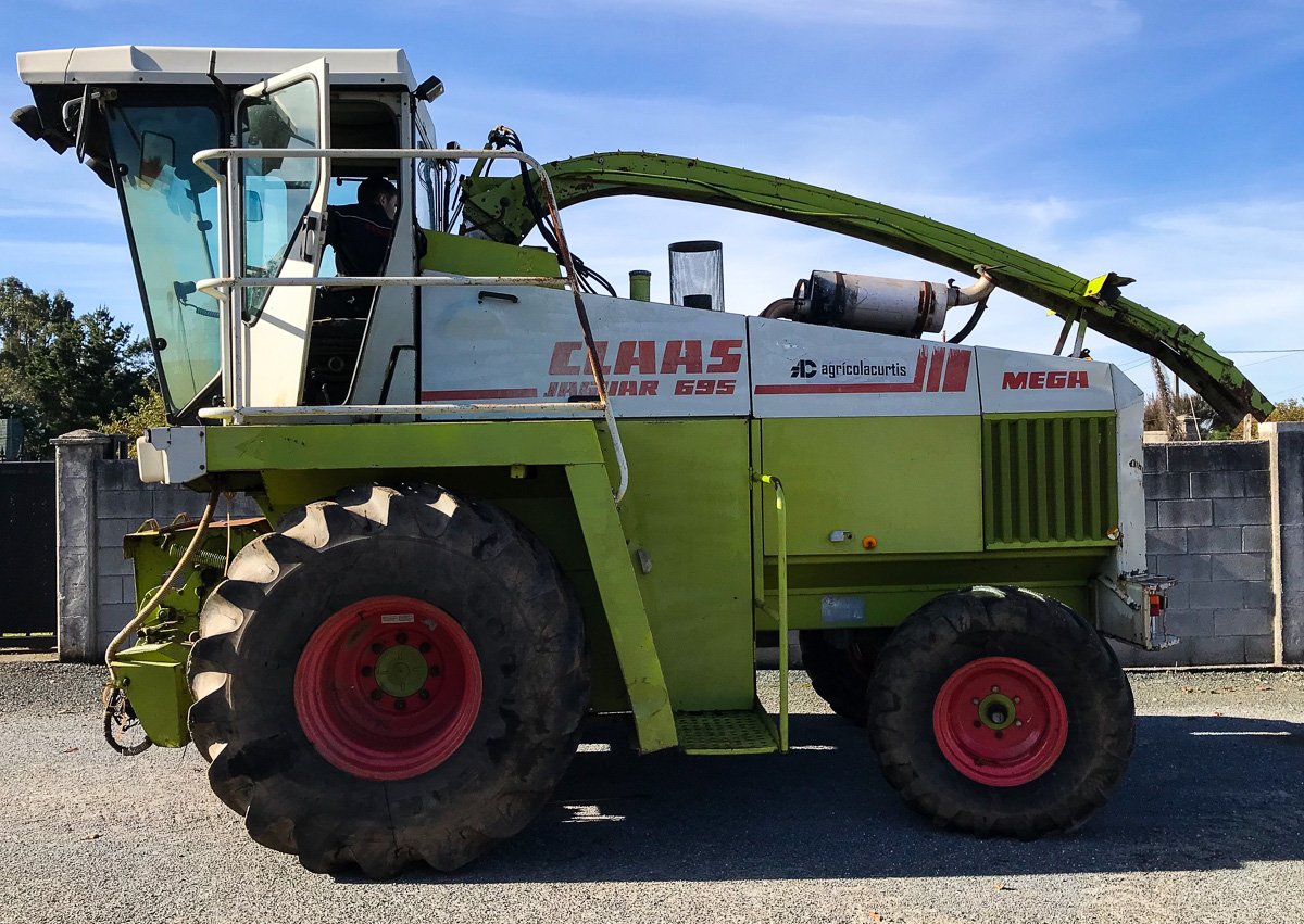 Grassland & forage CLAAS JAGUAR 695