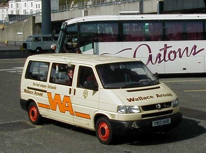 Van Volkswagen ARNOLD'S BUS