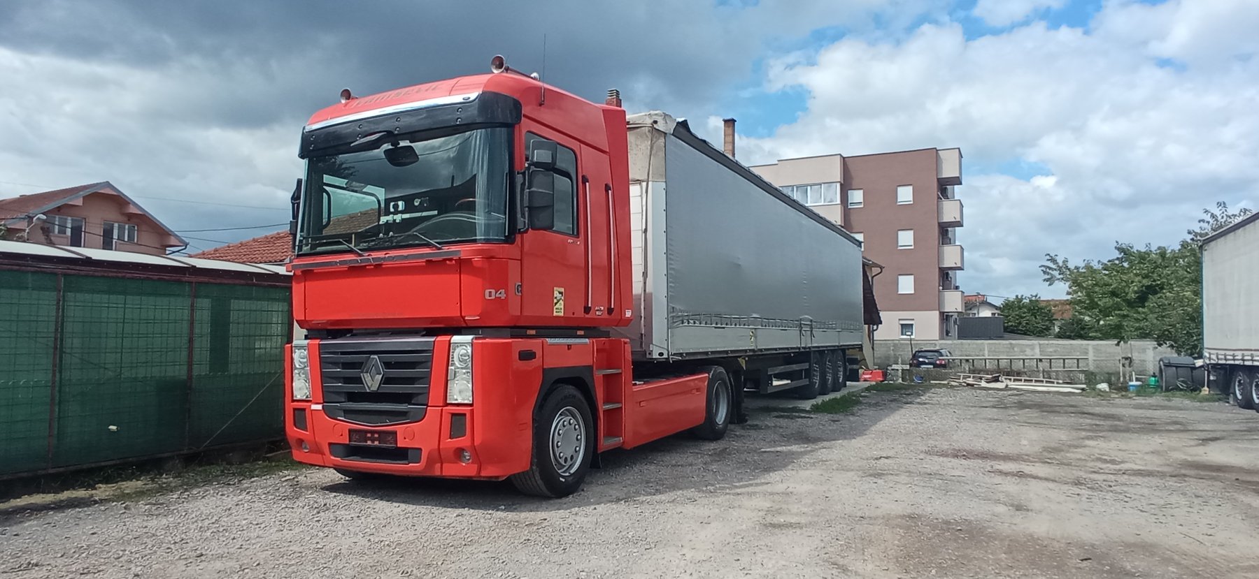 Truck Renault MAGNUM E-TECH 480