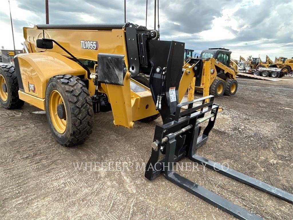 Caterpillar TL1055