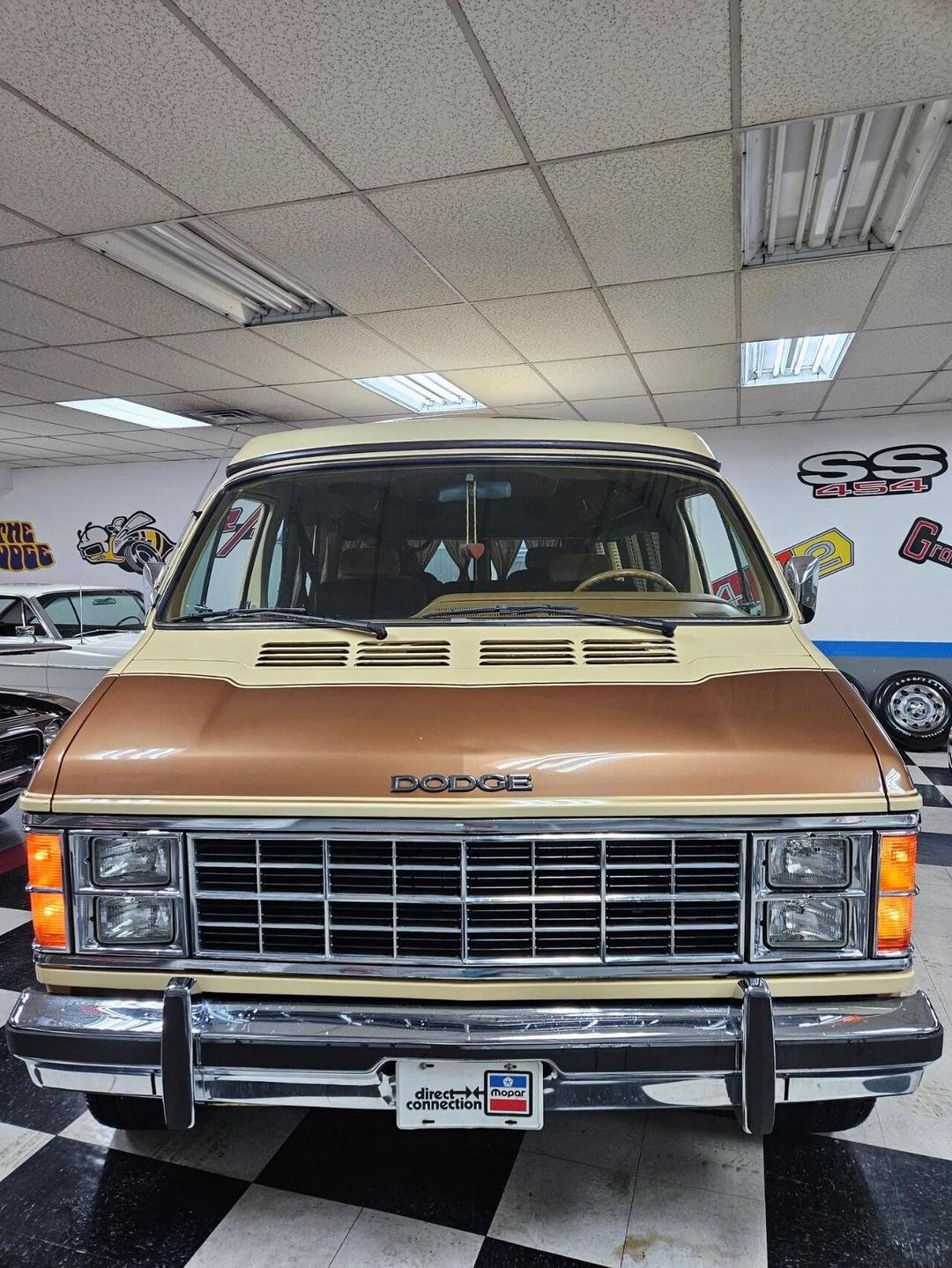 Transporter Dodge DODGE W250