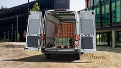 Ford TRANSIT 330M VAN MRHR 115 4.93