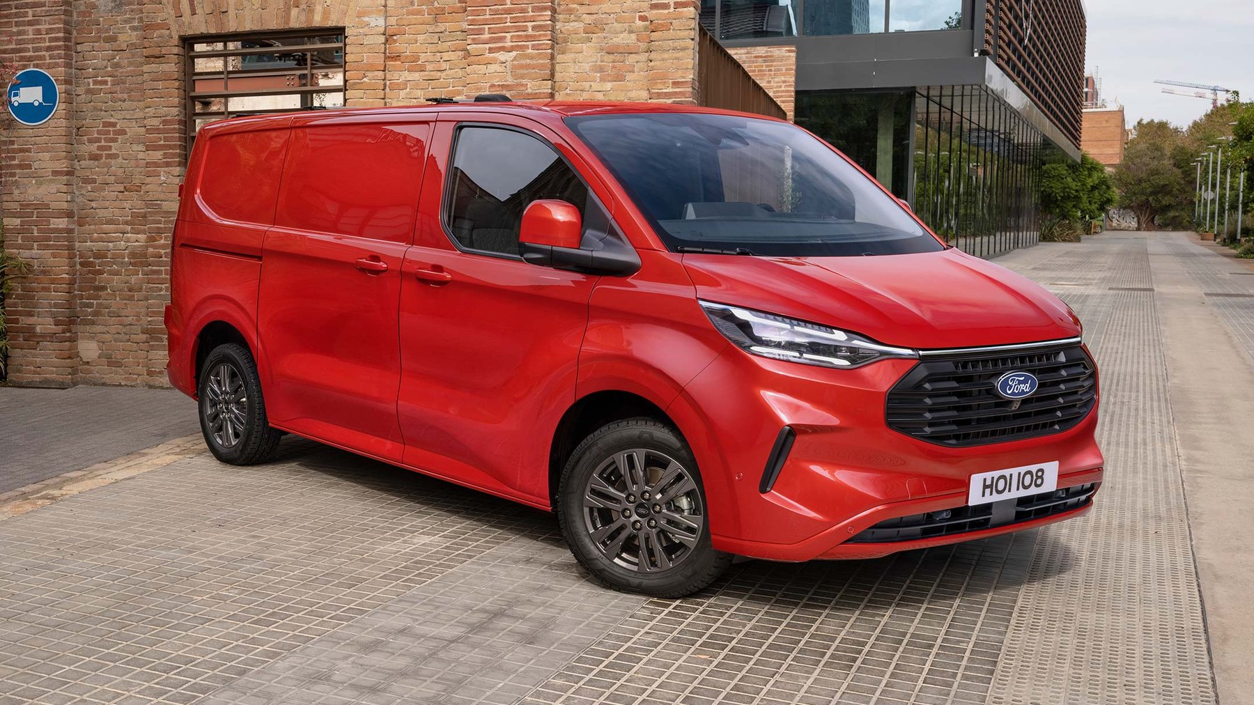 Van Ford 100L-EFBSAL-266-VAN/357