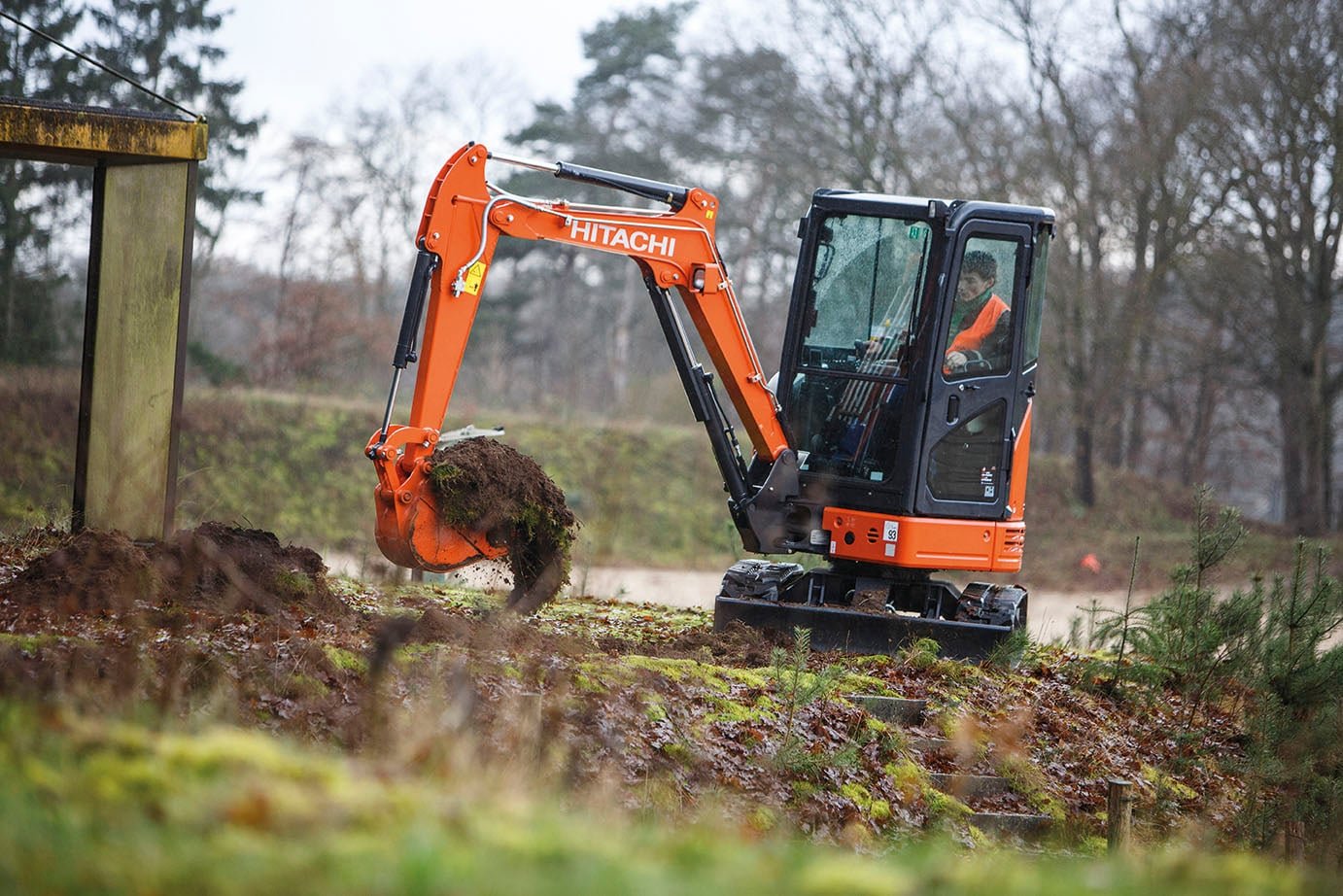 Mini excavators Hitachi ZX26U-5