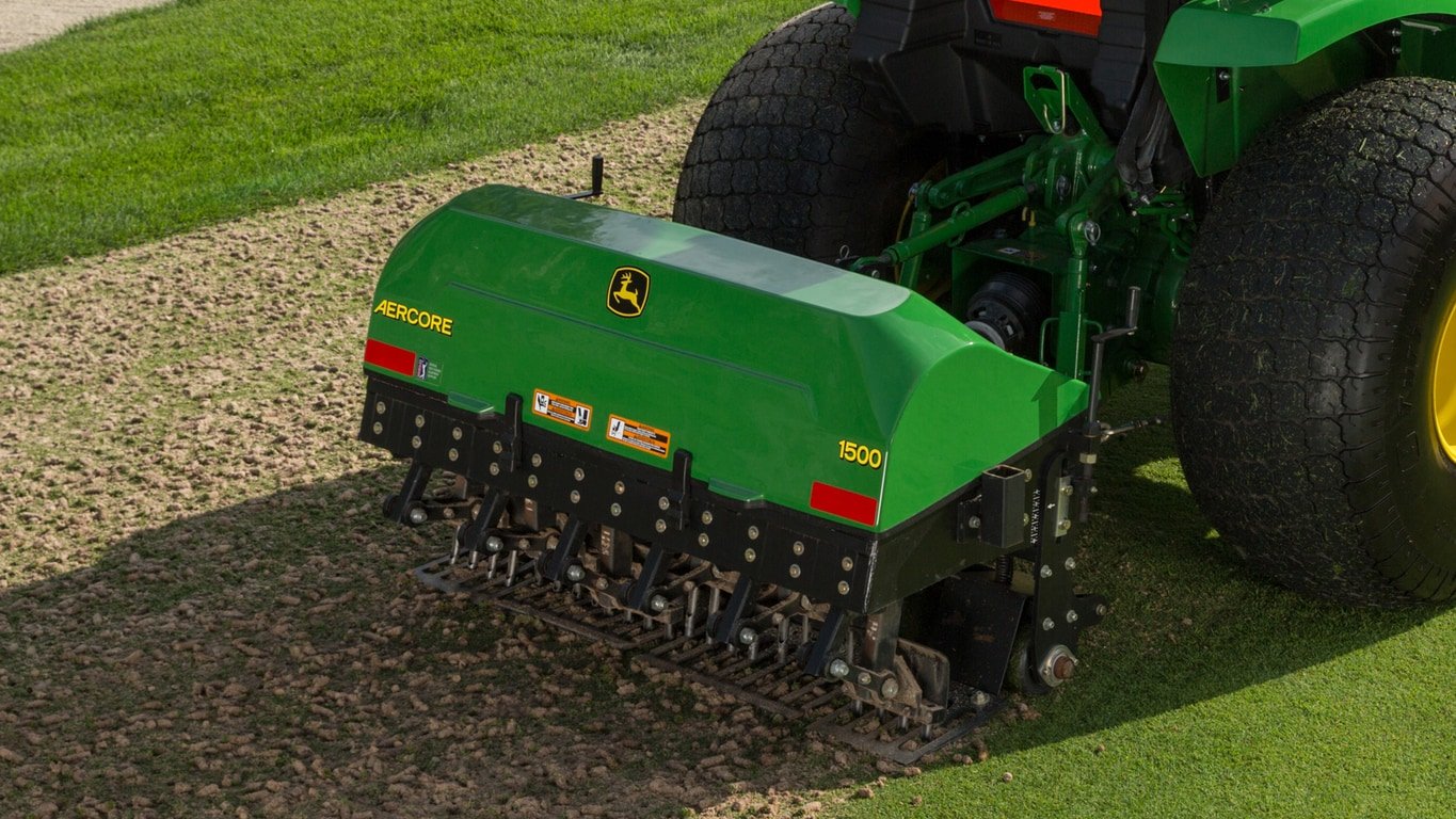 Vertikutierer & Aerifizierer John Deere 1500 Aercore
