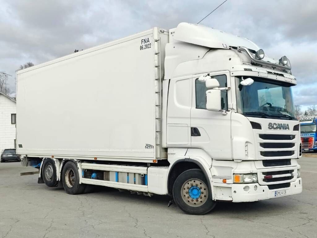 Truck Scania R 143 ML 6X2 B