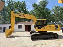Komatsu PC200LC-7