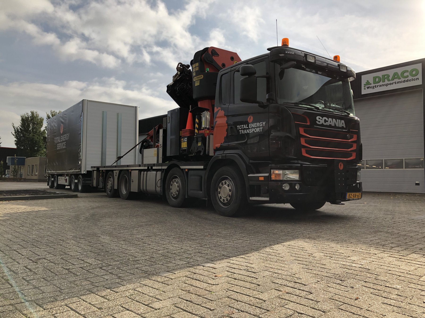 Trailer Draco AXS 432