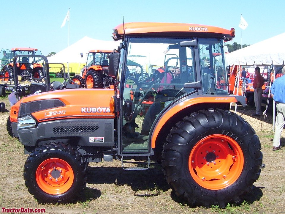 Kubota L3940DT