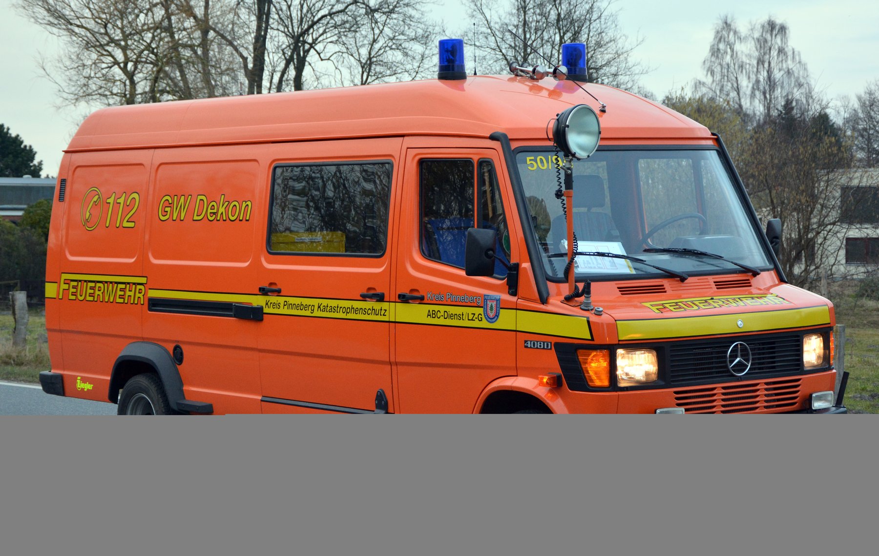 Truck Mercedes Benz 408 D