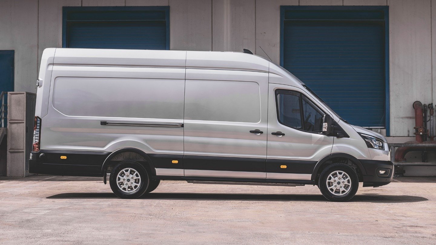 Transporter Ford EHB7HL H 150 L