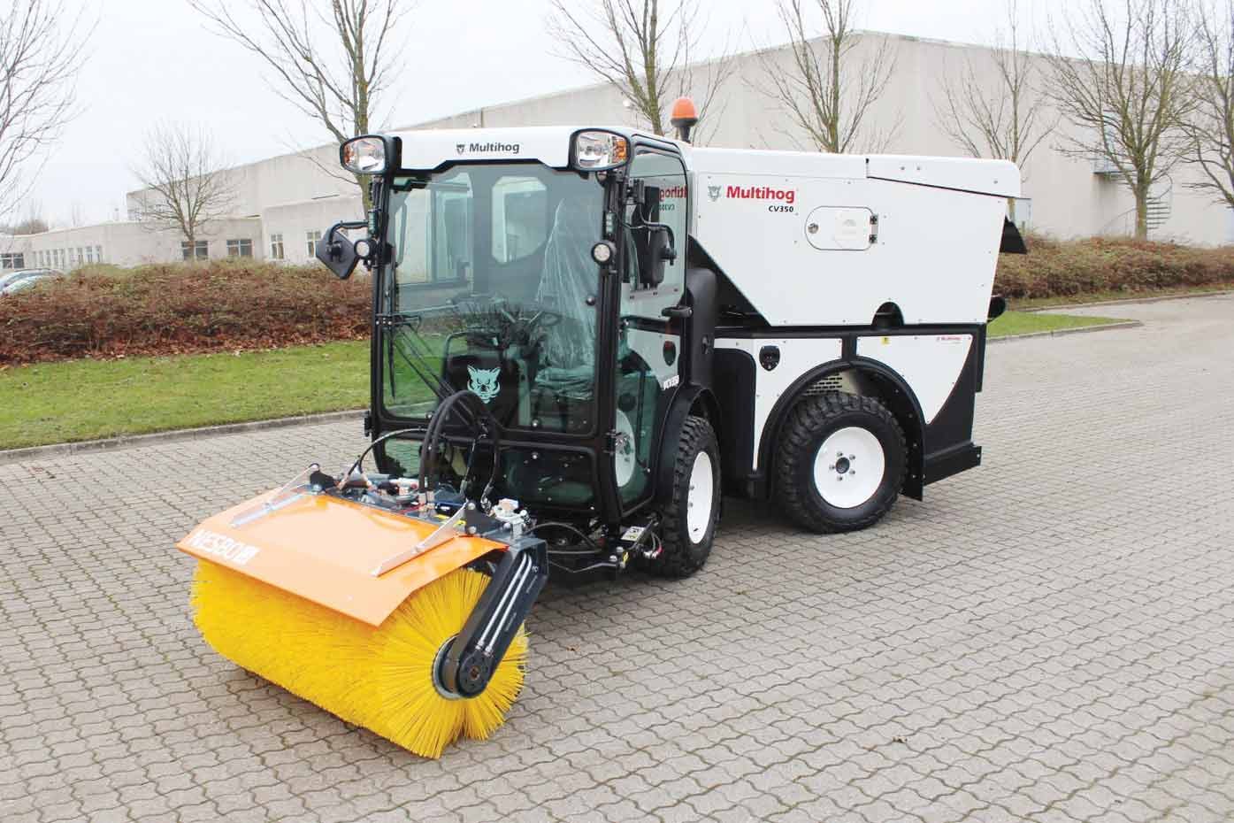 Kommunaltechnik Multihog MXC120