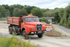 MAN 16.240 F-LAV/4000