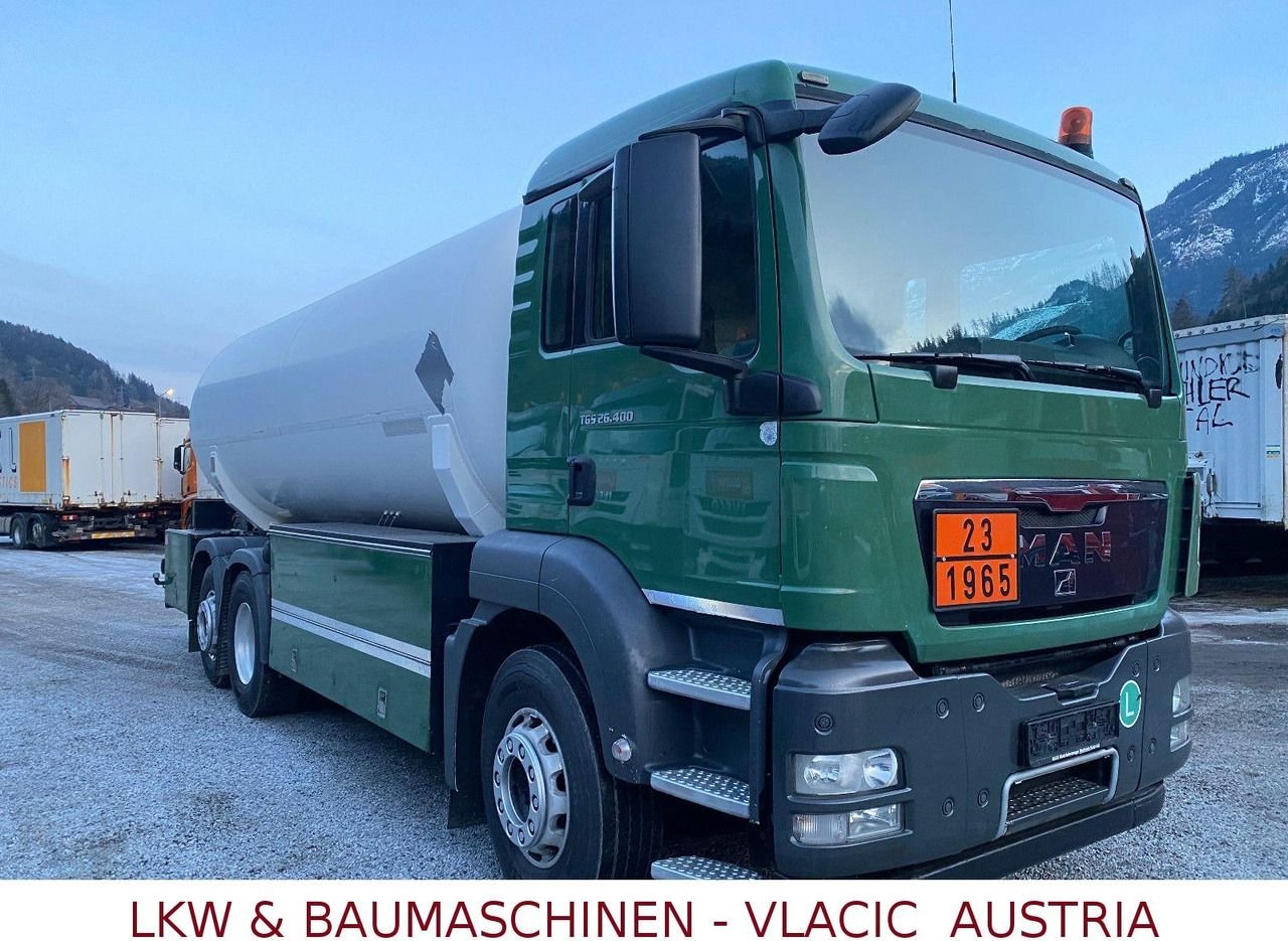 MAN 26.400 6X2-2 BL