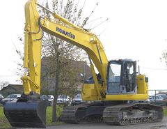 Komatsu PC228USLC-3