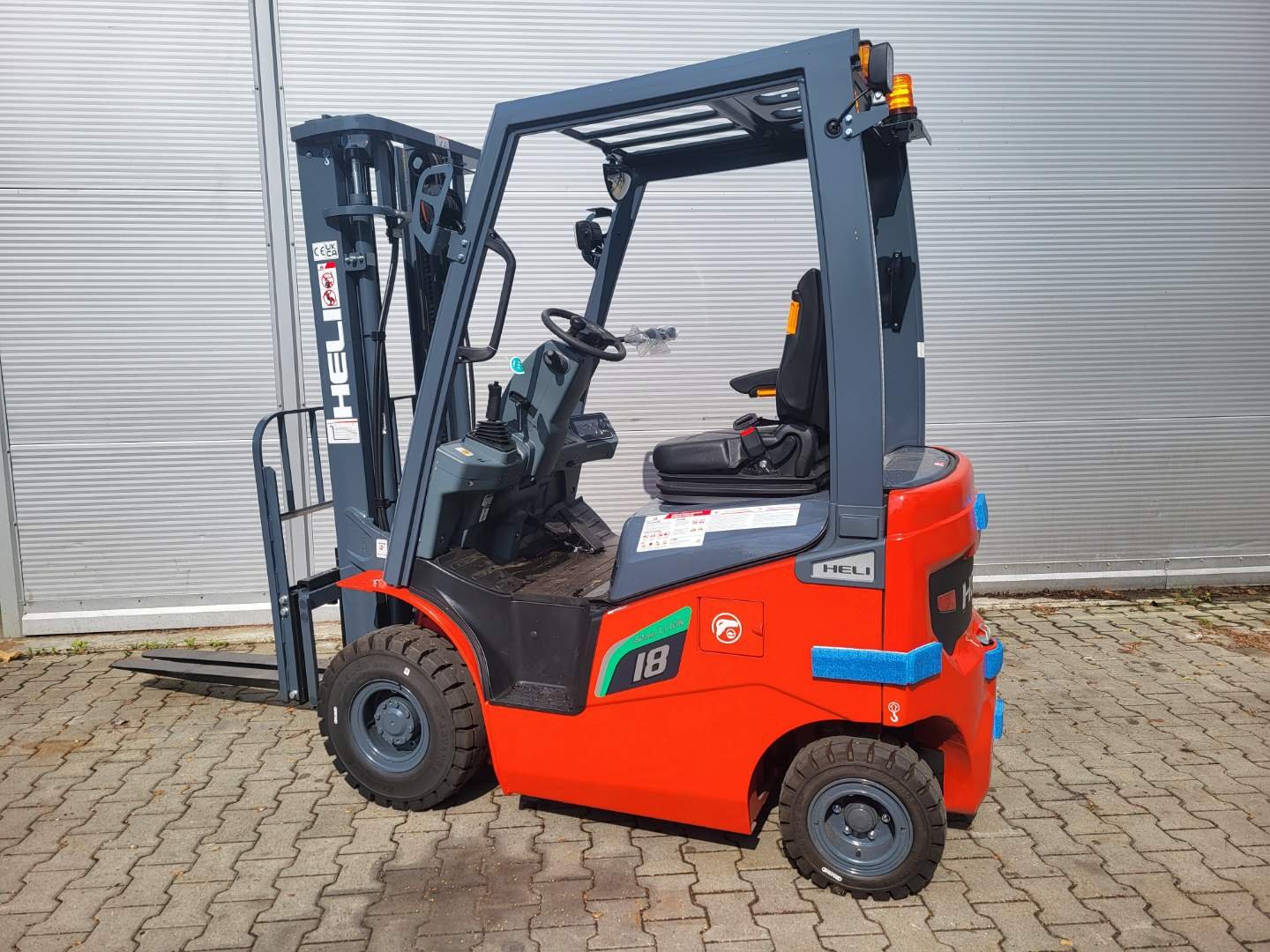 Electric forklifts Heli CPD18-GC6-LI-S