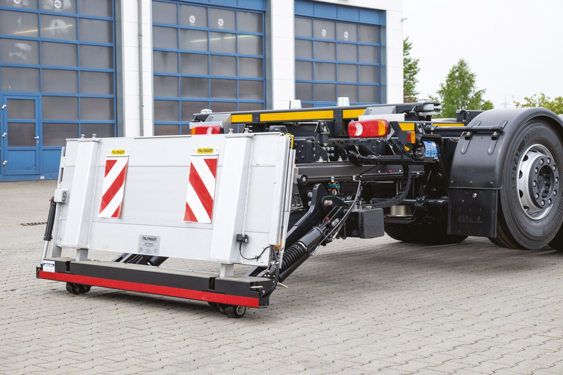 Crane Palfinger MBB R 2000 LK