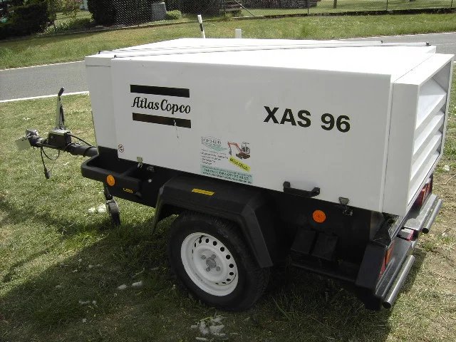 Anhänger Atlas Copco XAS96
