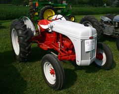 Ford 8N