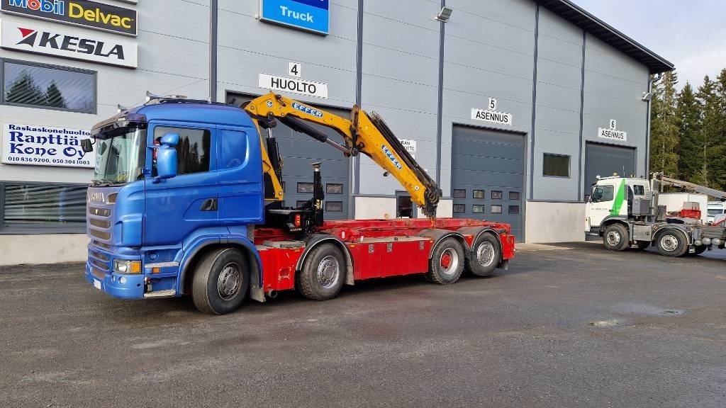 Scania R560 8x2