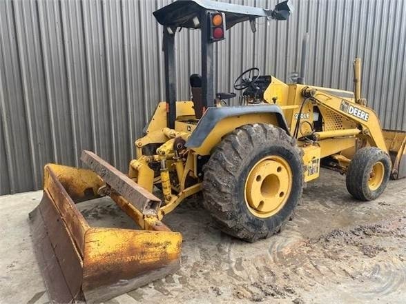 John Deere 210LE
