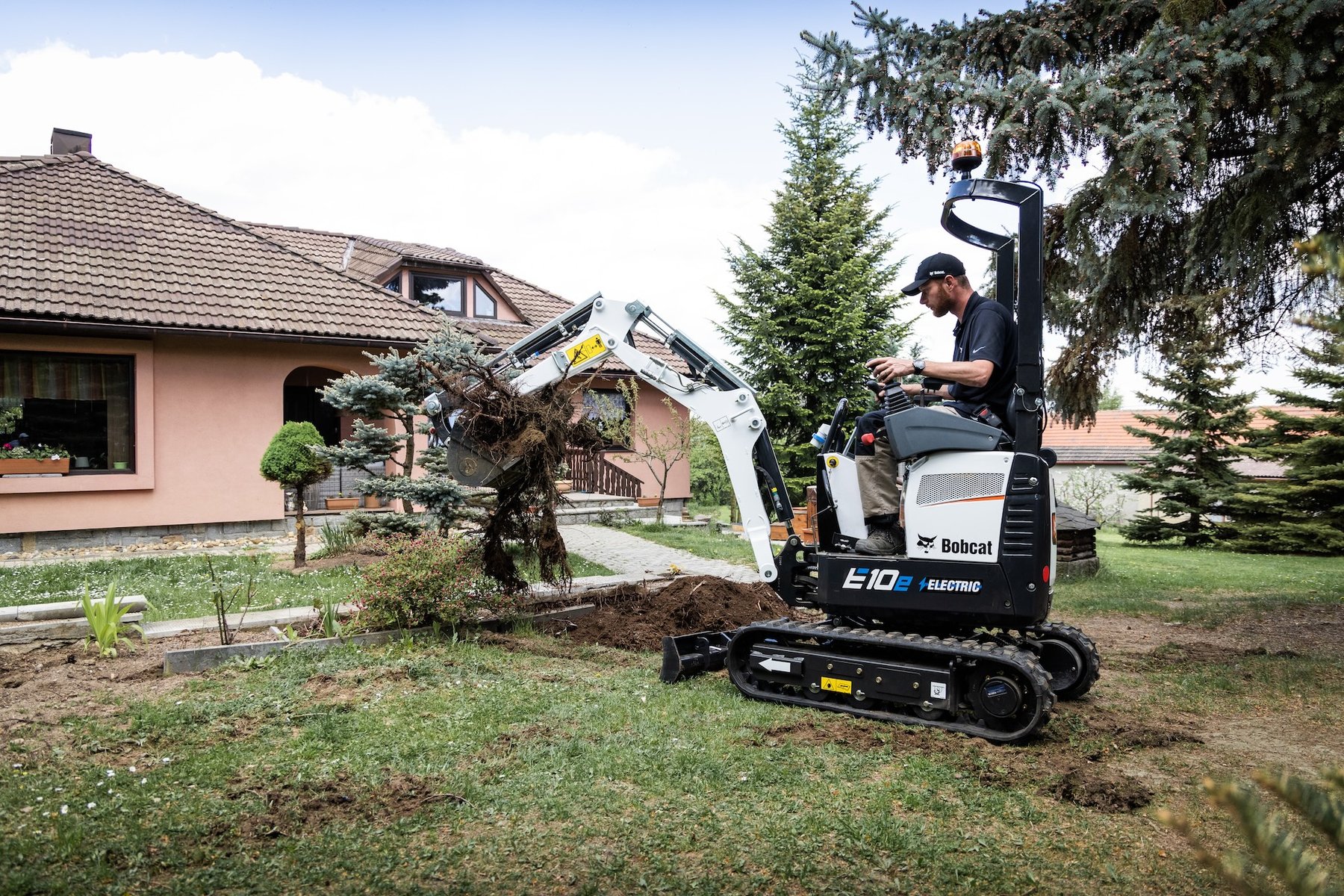 Bobcat E10e Mini Excavator
