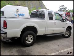 Ford F-250 LARIAT SUPER DUTY