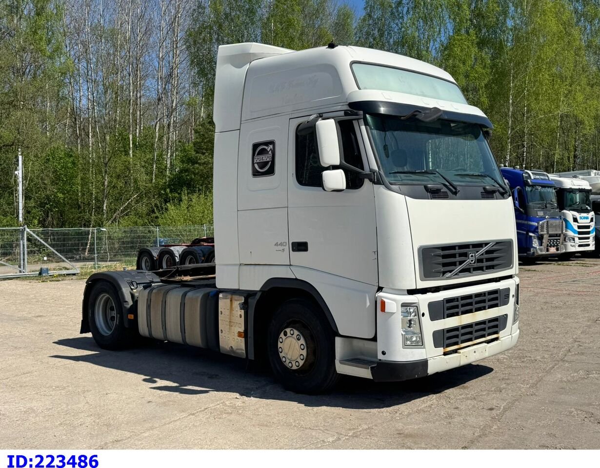 Truck Volvo FH-440-FH 42T B-4X2/360