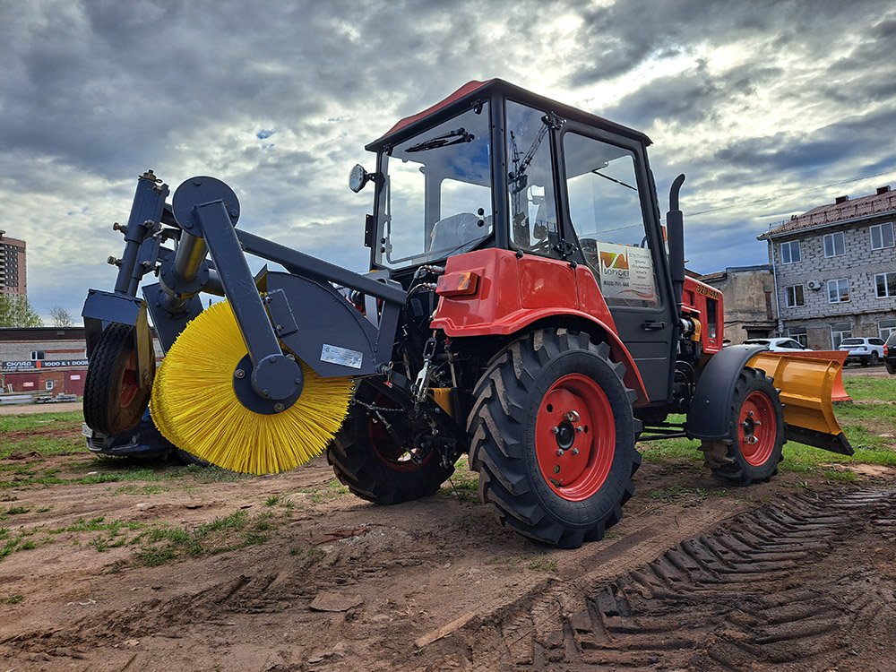 Forstmaschine Belarus TT-320