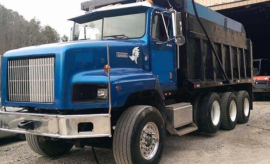 Samochód ciężarowy International 5600i