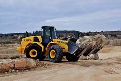 New Holland C190