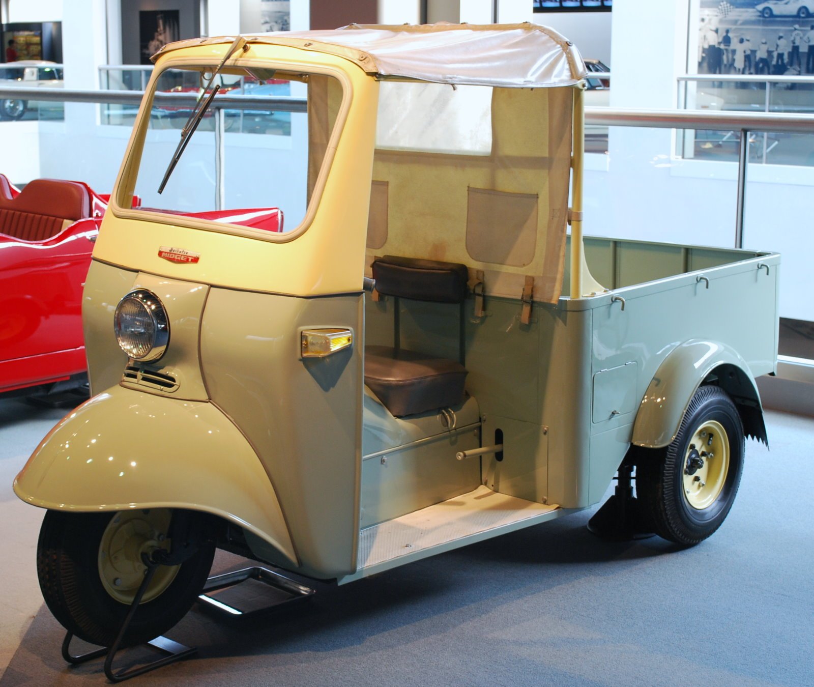 Daihatsu MIDGET