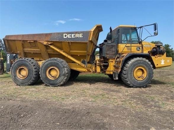 Mining machine John Deere 400D