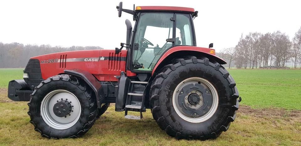 Case IH MX285