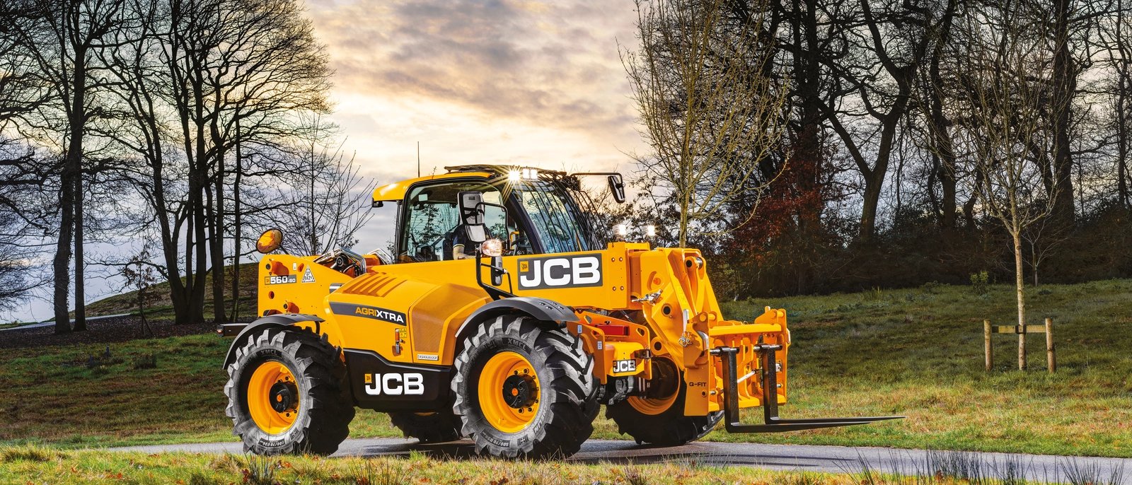 JCB 1135
