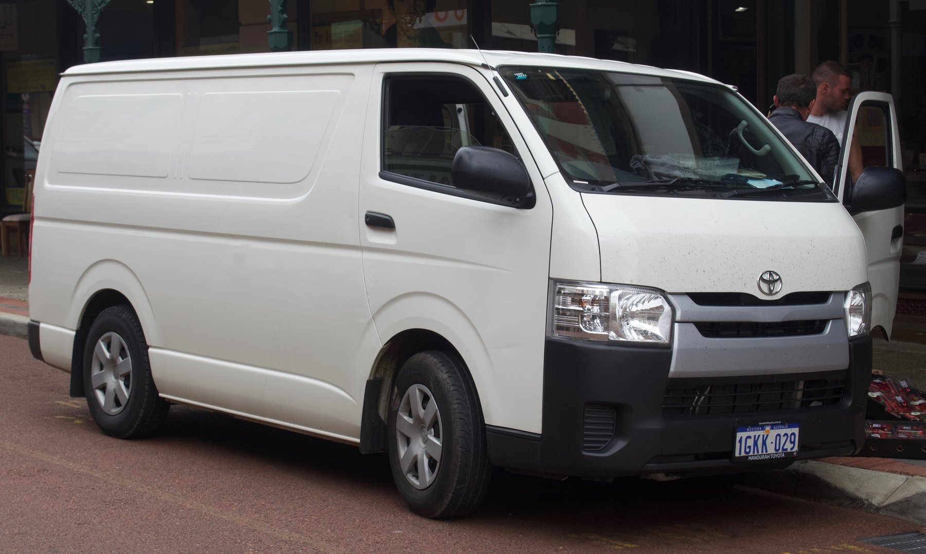 Van Toyota HI ACE