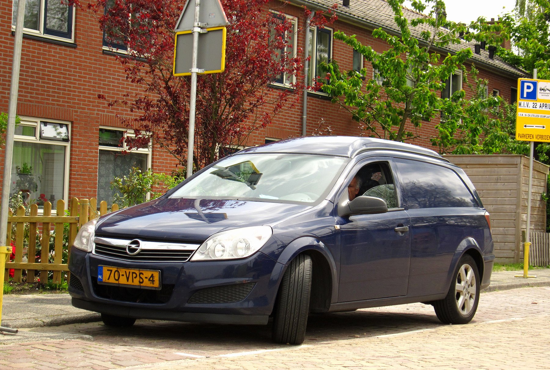 Van Opel ASTRA X1.7DTL