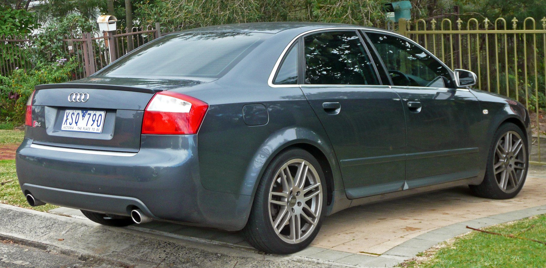 Audi A4 S4