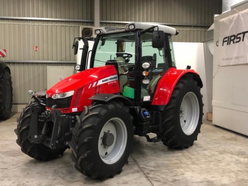 Massey Ferguson MF5711SL